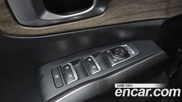 Kia Sorento 2021 — ფოტო 15/20