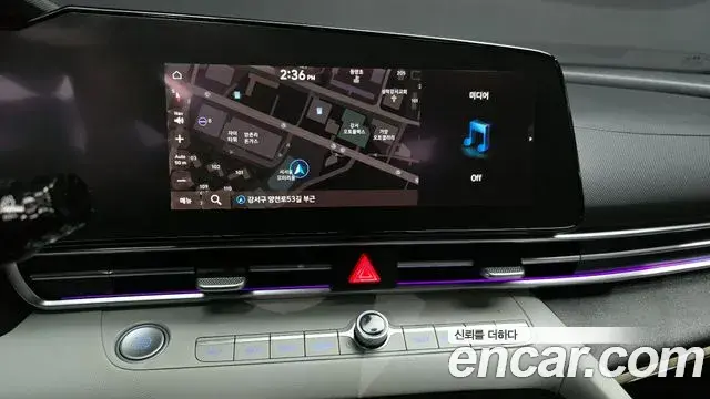 Hyundai The New Avante Hybrid 2021 — ფოტო 5/20