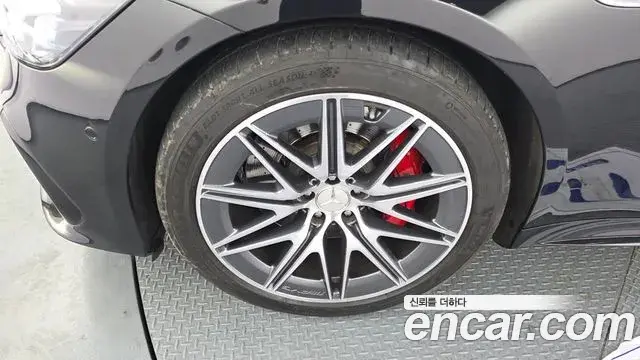 Mercedes-Benz AMG GT 2023 — Şəkil 11/20