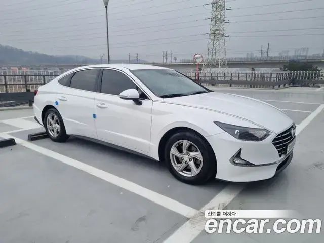 Hyundai Sonata Hybrid 2020 — ფოტო 5/20