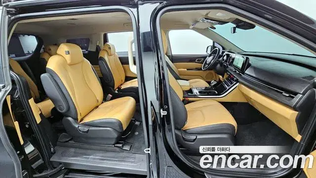Kia Carnival 2022 — Фото 12/20