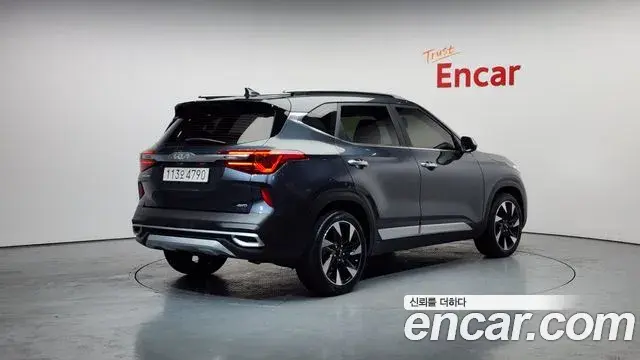 Kia Seltos 2021 — Photo 18/20