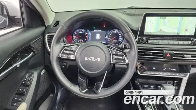 Kia Seltos 2021 — Photo 16/20