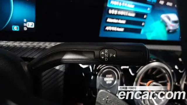 Mercedes-Benz A-Class 2020 — ფოტო 19/21