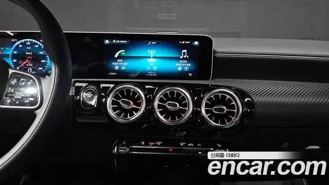 Mercedes-Benz A-Class 2020 — ფოტო 9/21