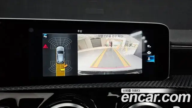 Mercedes-Benz A-Class 2020 — ფოტო 14/21