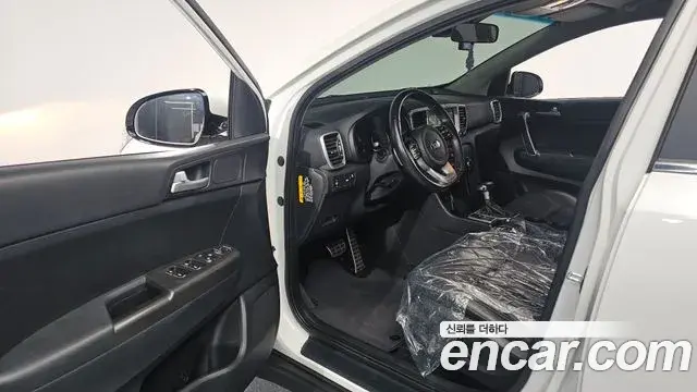 Kia Sportage The Bold 2018 — Photo 18/20