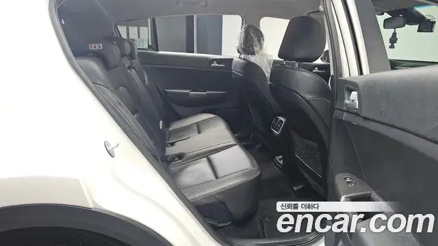 Kia Sportage The Bold 2018 — Photo 4/20