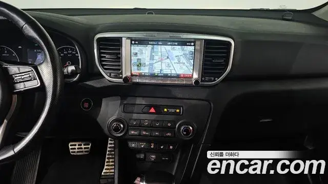 Kia Sportage The Bold 2018 — Photo 10/20