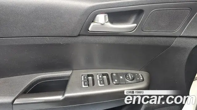 Kia Sportage The Bold 2018 — Photo 1/20