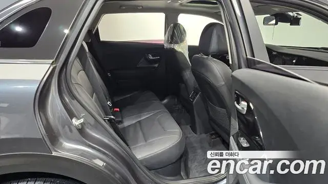 Kia Niro 2021 — Photo 9/20