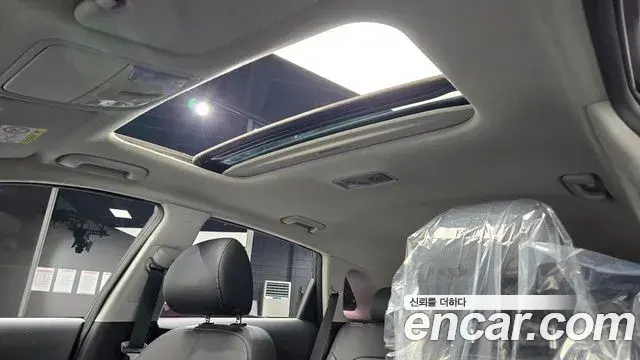 Kia Niro 2021 — Photo 4/20