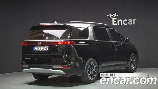 Kia Carnival 2020 — Фото 2/20