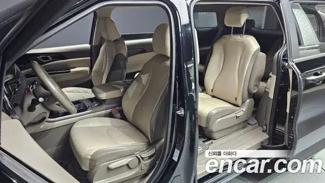Kia Carnival 2020 — Фото 10/20