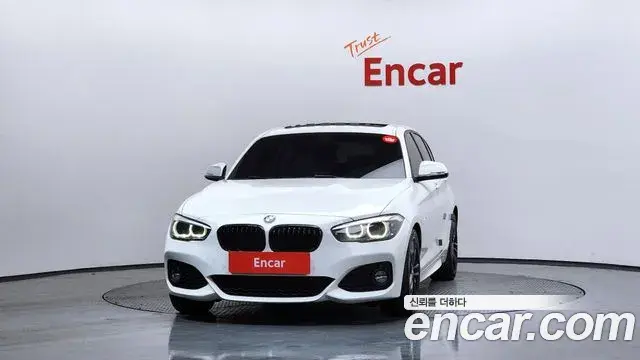 BMW 1 Series 2018 — ფოტო 18/20