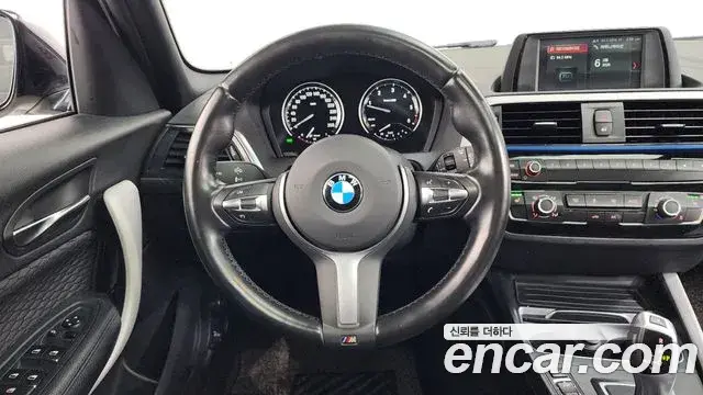 BMW 1 Series 2018 — ფოტო 16/20
