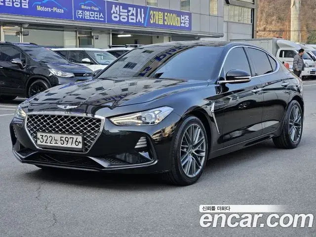 Genesis G70 2018 — Photo 13/18