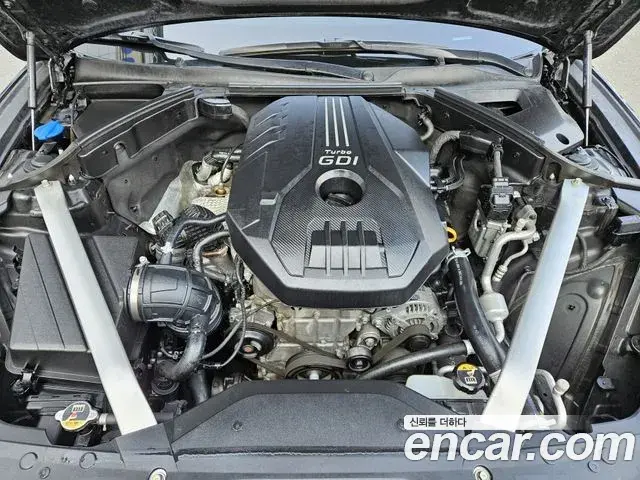 Genesis G70 2018 — Photo 8/18