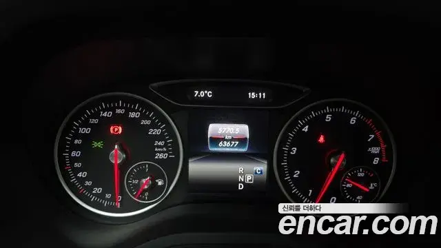 Mercedes-Benz B-Class 2018 — Photo 8/20