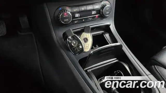 Mercedes-Benz B-Class 2018 — Photo 19/20