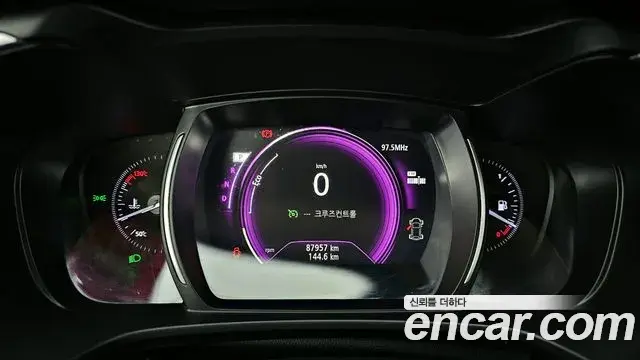 Renault Samsung QM6 2019 — ფოტო 17/20