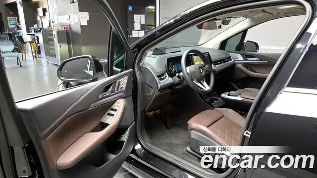 BMW 2 Series Active Tourer 2025 — ფოტო 4/20
