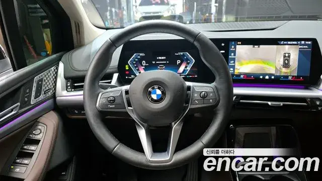 BMW 2 Series Active Tourer 2025 — ფოტო 16/20