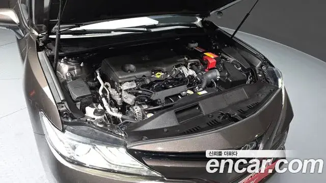 Toyota Camry 2019 — Şəkil 20/20