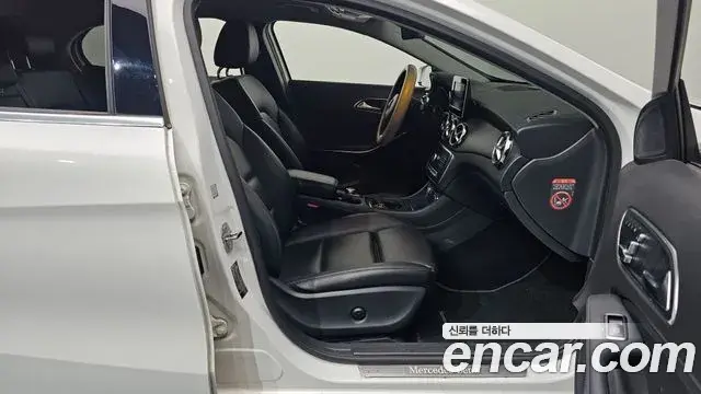 Mercedes-Benz GLA-Class 2018 — Photo 6/20