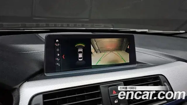 BMW 3 Series 2018 — Photo 20/20
