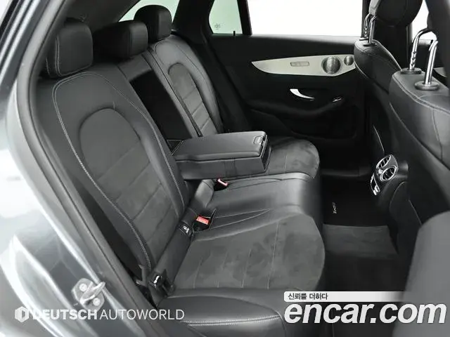 Mercedes-Benz GLC-Class 2019 — Фото 11/20