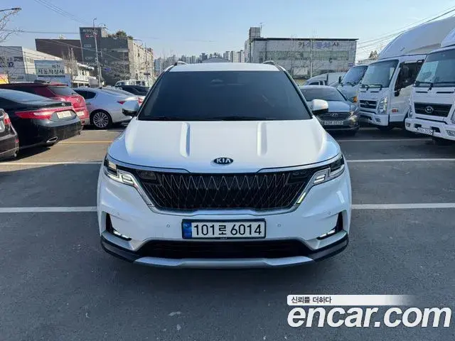 Kia Carnival 2020 — Фото 2/19