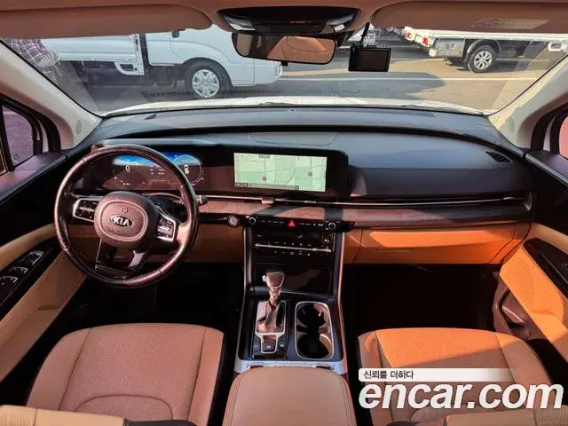 Kia Carnival 2020 — Фото 17/19