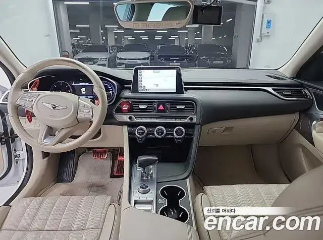 Genesis G70 2018 — Şəkil 1/18