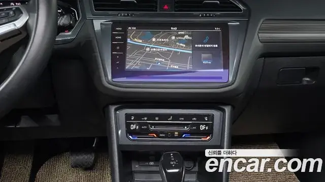 Volkswagen Tiguan Allspace 2023 — Фото 13/20