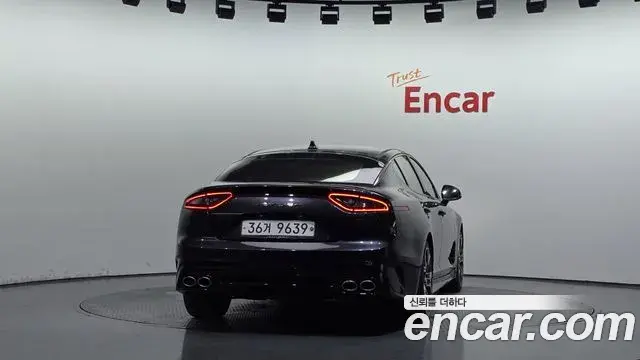 Kia Stinger 2018 — Photo 18/20