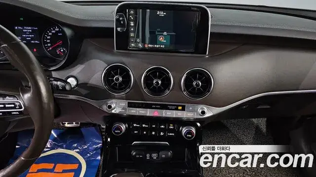 Kia Stinger 2018 — Photo 7/20