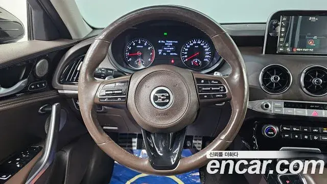 Kia Stinger 2018 — Photo 14/20
