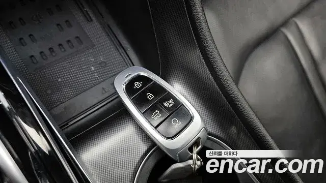 Hyundai Sonata Hybrid 2019 — ფოტო 11/32