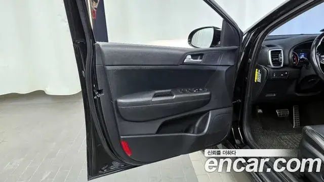 Kia Sportage The Bold 2019 — Şəkil 10/35