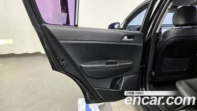 Kia Sportage The Bold 2019 — Şəkil 12/35