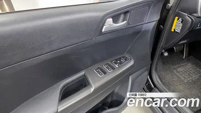 Kia Sportage The Bold 2019 — Şəkil 28/35