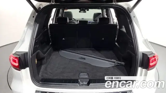Mercedes-Benz GLB-Class 2020 — Фото 20/20