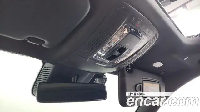 Mercedes-Benz GLB-Class 2020 — ფოტო 17/34