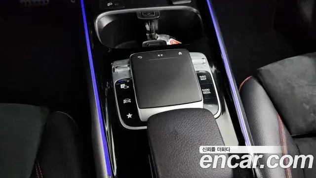 Mercedes-Benz GLB-Class 2020 — ფოტო 5/34