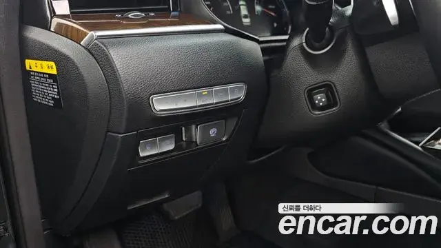 Kia The K9 2018 — ფოტო 2/20
