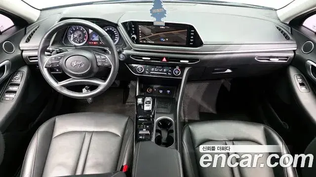 Hyundai Sonata Hybrid 2019 — Photo 29/30