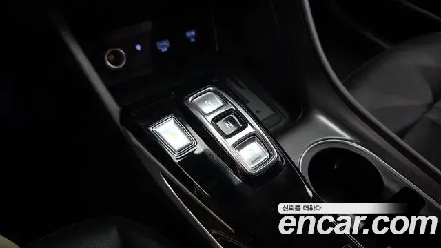 Hyundai Sonata Hybrid 2019 — Photo 12/30