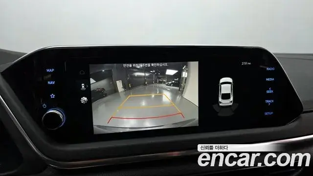 Hyundai Sonata Hybrid 2019 — Photo 9/30