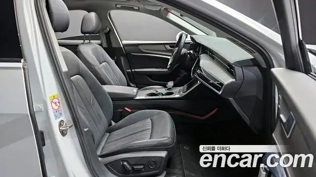 Audi A6 2021 — Şəkil 28/30